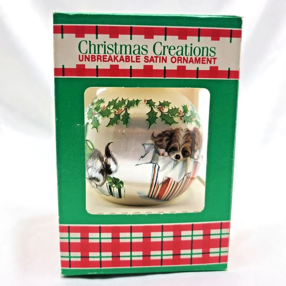 Vintage Christmas Cat Dog Ornament Satin Ball Kitsch Retro Gift Kitty Puppy Cute - Picture 3 of 6